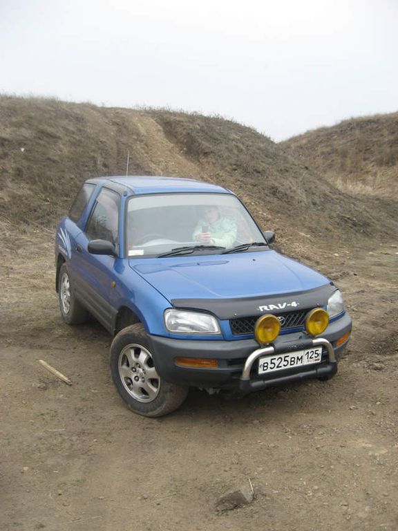 1995 Toyota RAV4