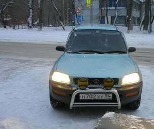 1995 Toyota RAV4 Pics