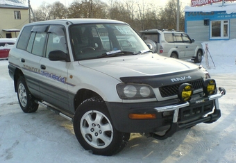 RAV4