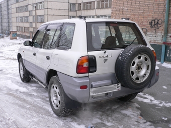 RAV4