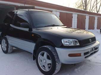 1996 Toyota RAV4 Pictures