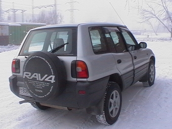 RAV4