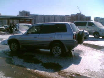 RAV4