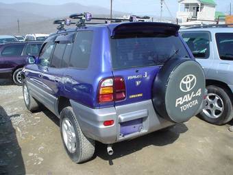 RAV4