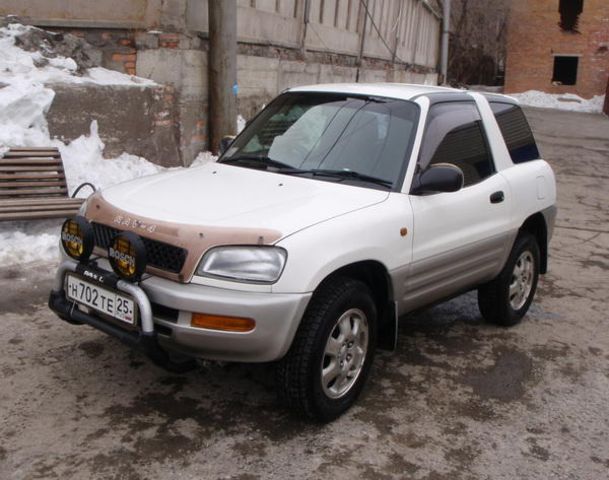 1997 Toyota RAV4