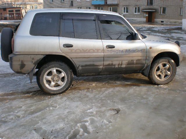 1997 Toyota RAV4