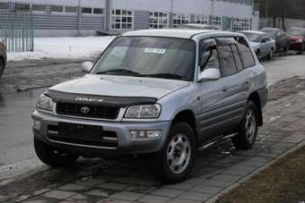 RAV4