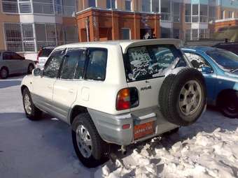 RAV4