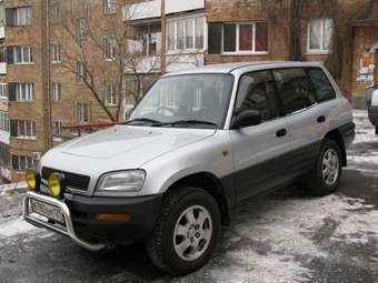 RAV4