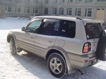 RAV4