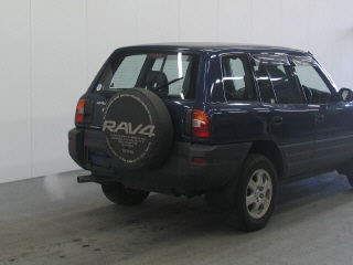 1997 Toyota RAV4 Photos