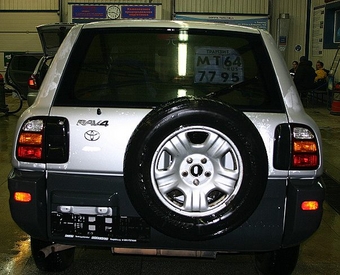 1998 RAV4