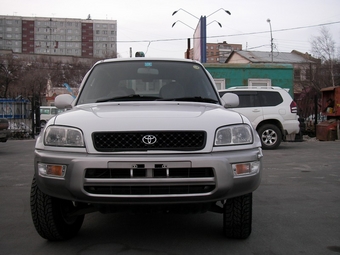 RAV4