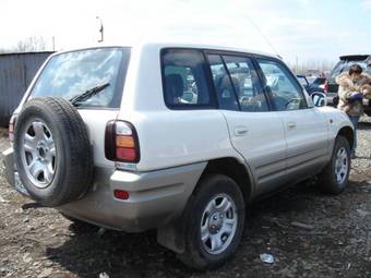 RAV4