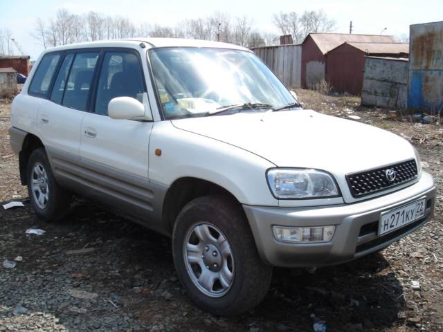 1998 Toyota RAV4