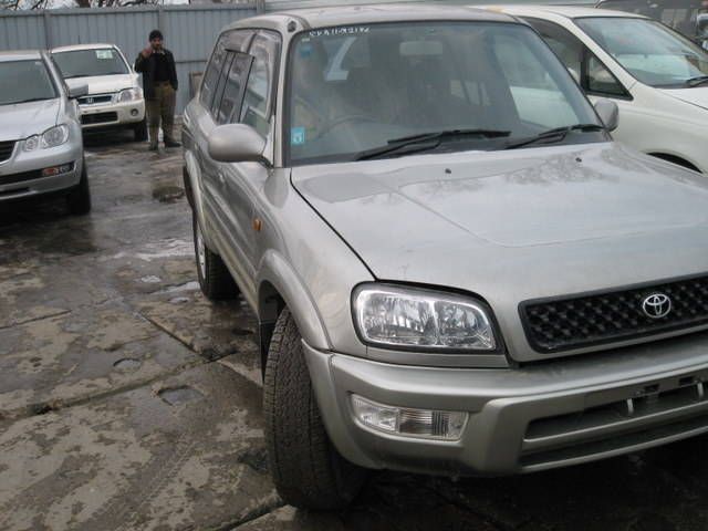 1998 Toyota RAV4