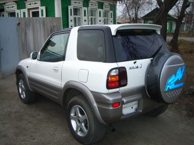 1998 Toyota RAV4