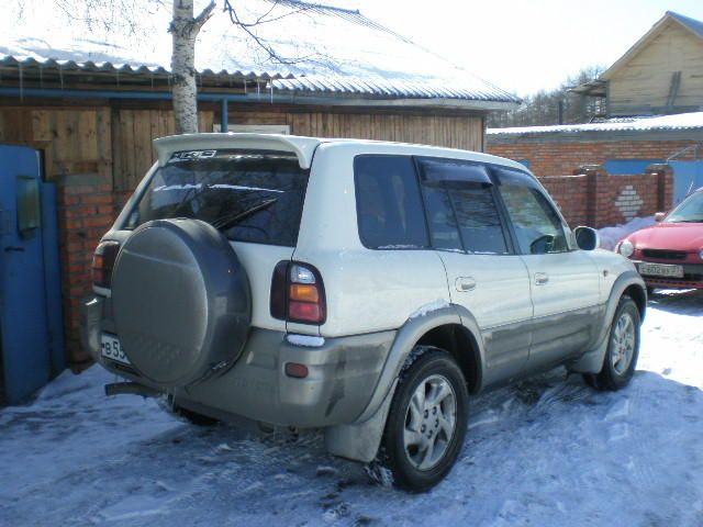 1998 Toyota RAV4