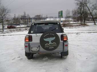 RAV4