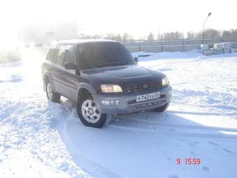 1998 Toyota RAV4