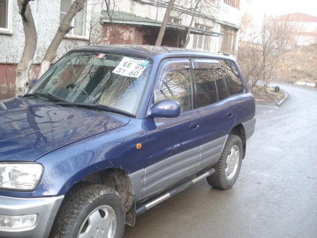 1998 Toyota RAV4