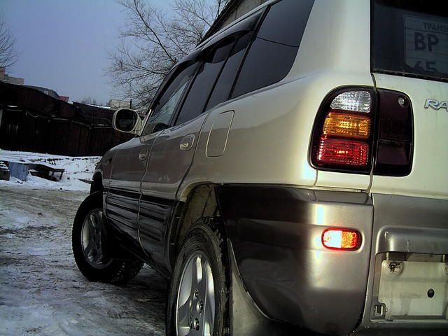 1998 Toyota RAV4