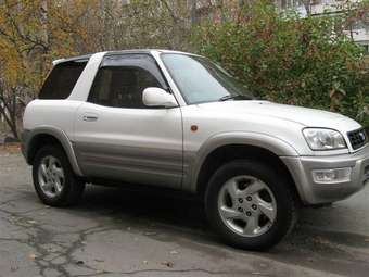 RAV4