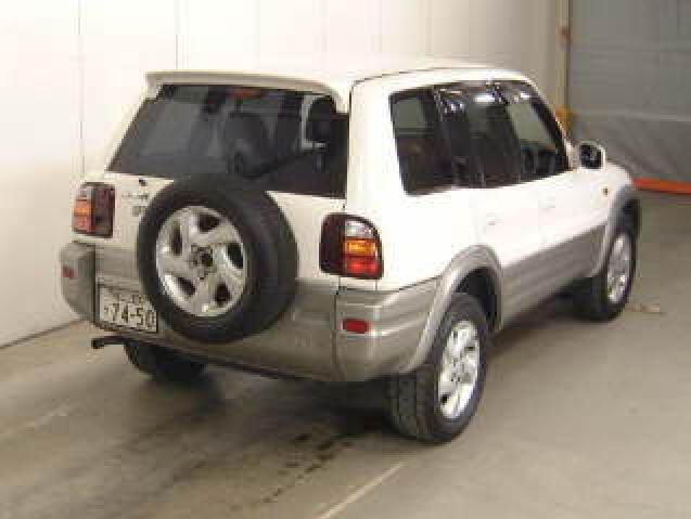 1998 Toyota RAV4 Photos