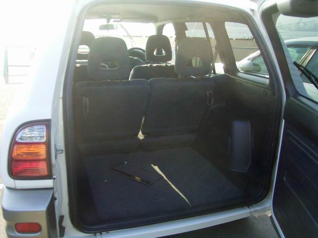 1998 Toyota RAV4 Pictures