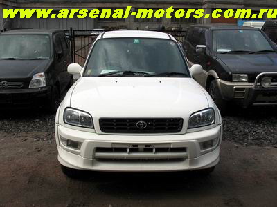 1998 Toyota RAV4 Pictures