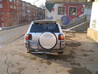1998 Toyota RAV4 Pictures