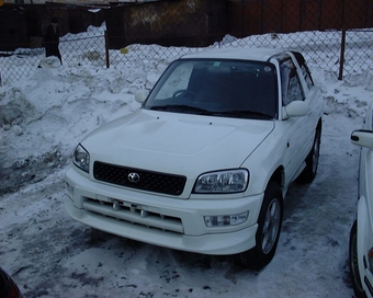 1999 Toyota RAV4