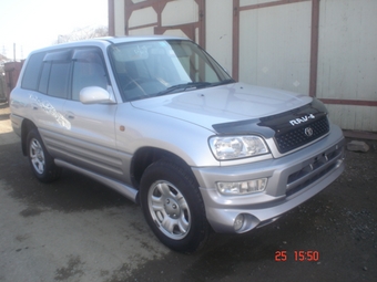 1999 Toyota RAV4