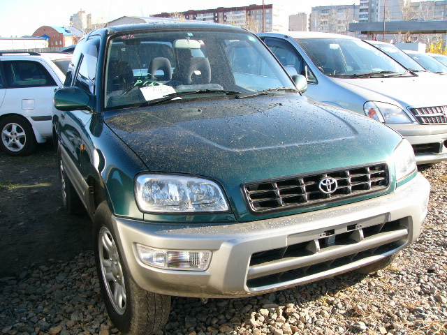 1999 Toyota RAV4