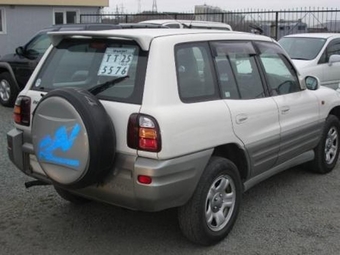 1999 RAV4