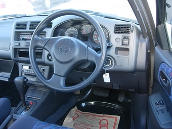 RAV4