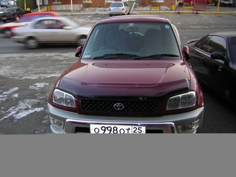 1999 RAV4