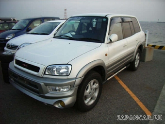 1999 Toyota RAV4