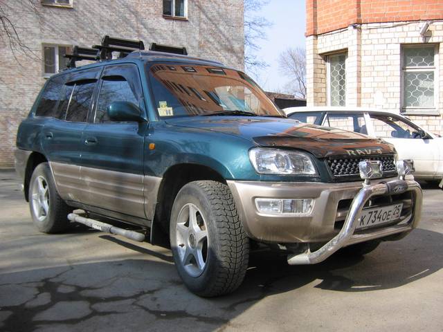 1999 Toyota RAV4