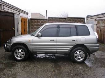 1999 RAV4