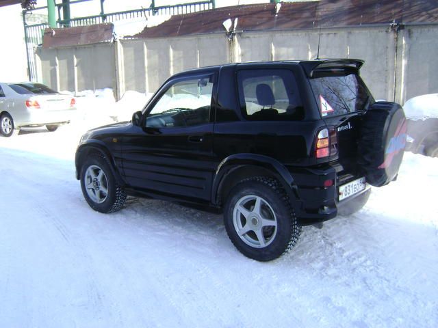 1999 Toyota RAV4