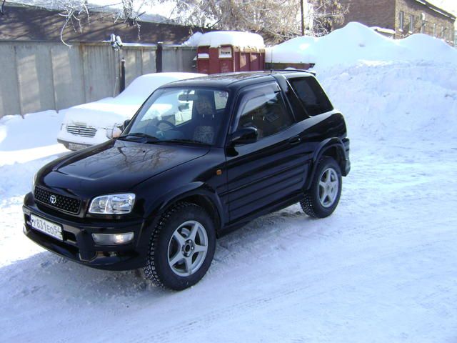 1999 Toyota RAV4