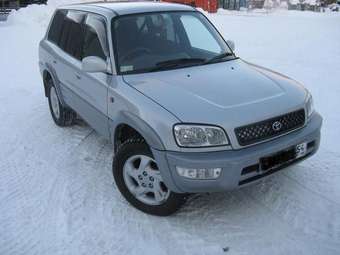 RAV4