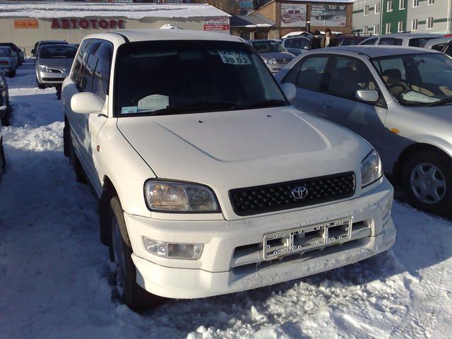 1999 Toyota RAV4