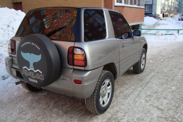 1999 Toyota RAV4
