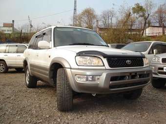 1999 Toyota RAV4