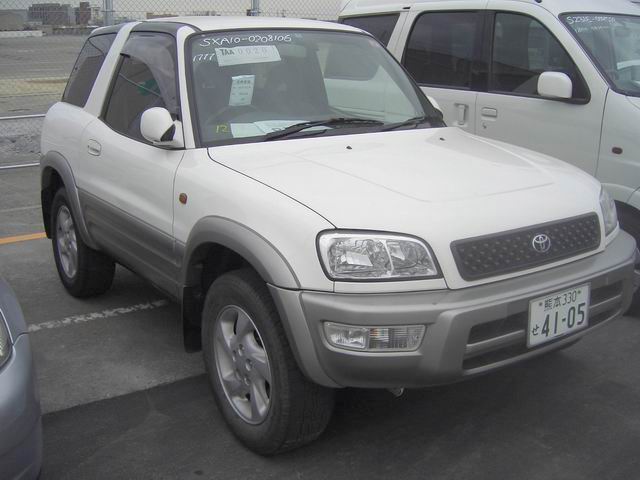 1999 Toyota RAV4 Pictures