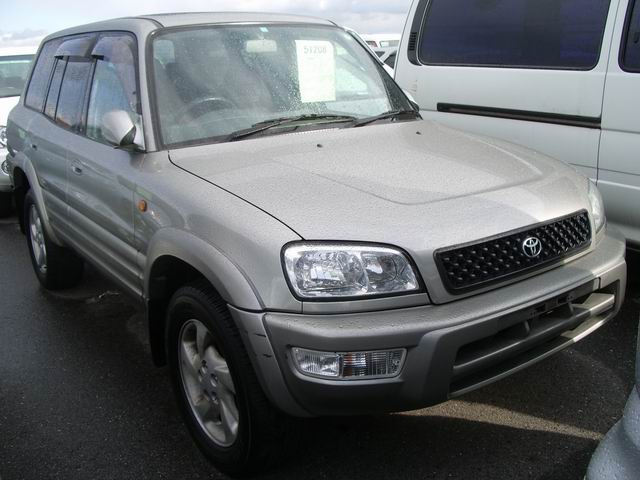 1999 Toyota RAV4 Pictures