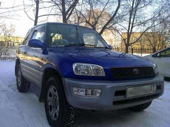 1999 Toyota RAV4 Photos