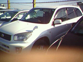 2000 Toyota RAV4